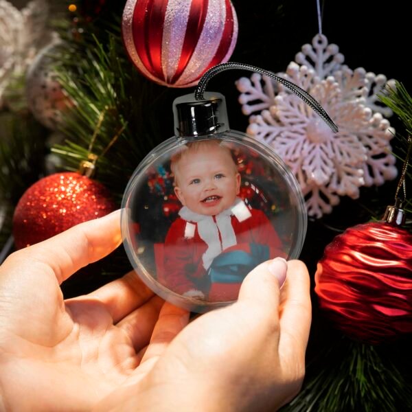 Personalized-Picture-Printed-Baubles-1-2.jpg