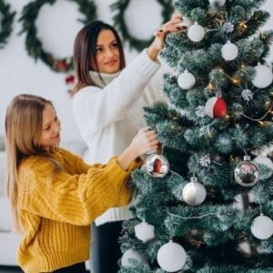 Clear Christmas Bauble - Image 13